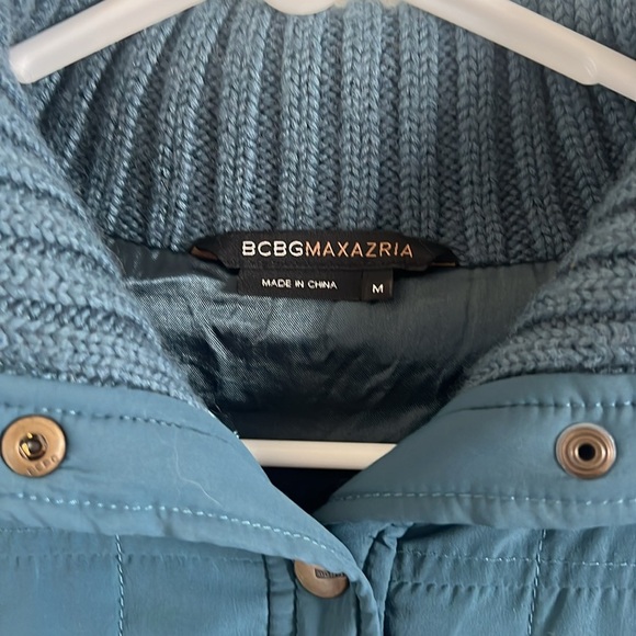 BCBGMAXAZRIA Women's Snap Collared Vest Size M Teal Blue Color/Wool Trim - Picture 4 of 7